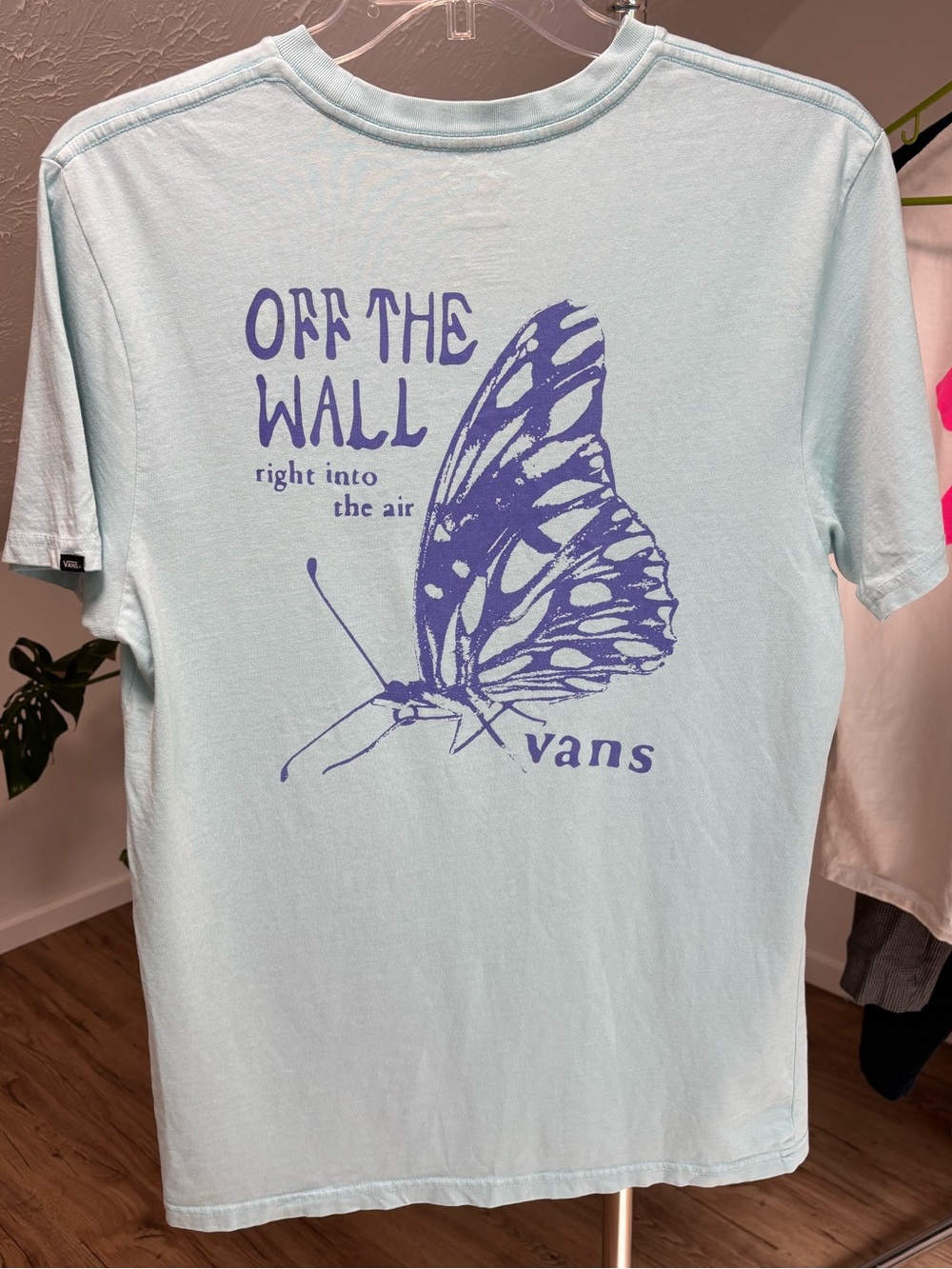 Vans Off the Wall butterfly graphic tee, slim fit large